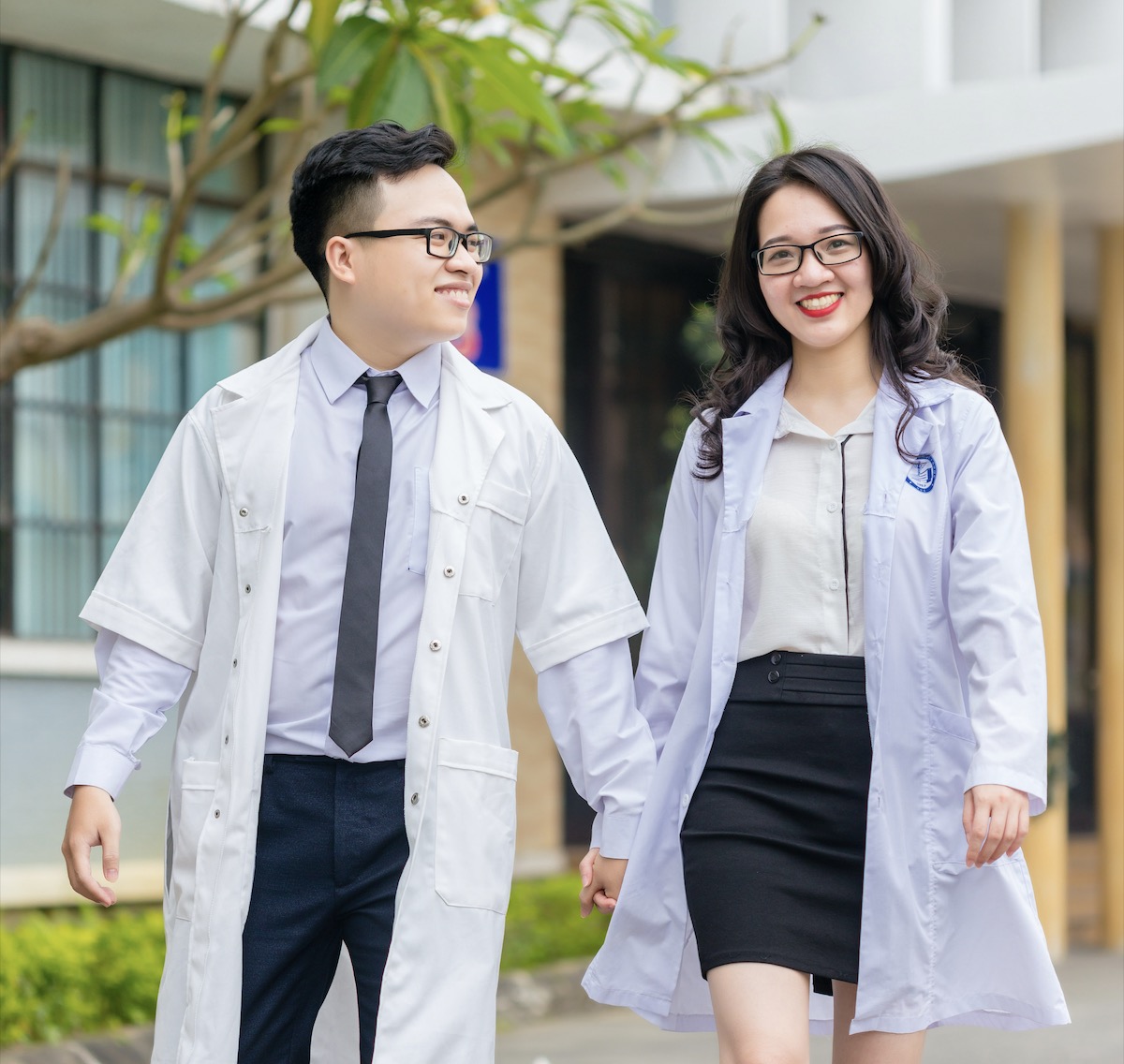 ThS.BS Nguyễn Trung Hiếu và ThS.BS Lê Thị Minh Tâm
